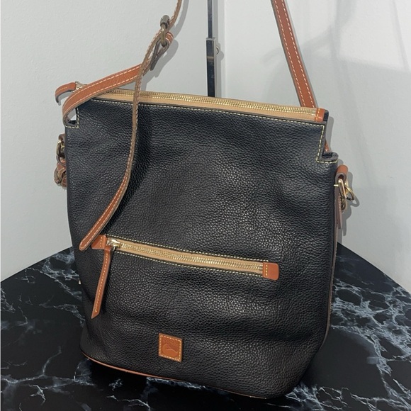 Dooney & Bourke Handbag Pebble Grain Leather Sac
Shoulder Bag Black AUTHENTIC - Picture 2 of 13